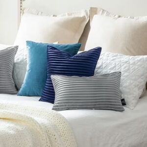 Phantoscope Navy Pleated Velvet Pillowcase Set 18"X18"